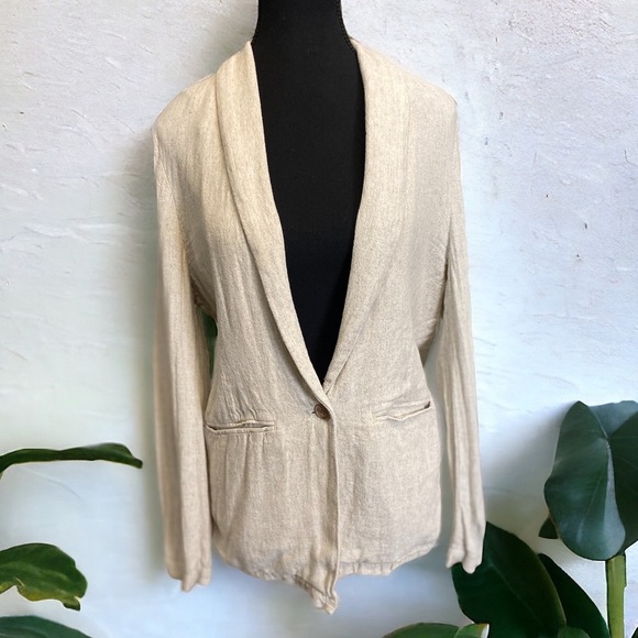 ⚪️ 🌿 Old navy linen blend beige blazer - Picture 2 of 6